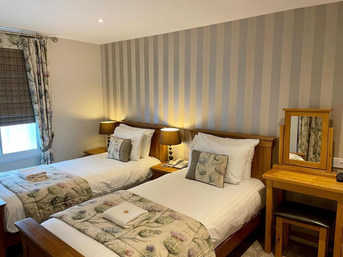 Glen Clova Hotel & Luxury Lodges Millton of Clova エクステリア 写真