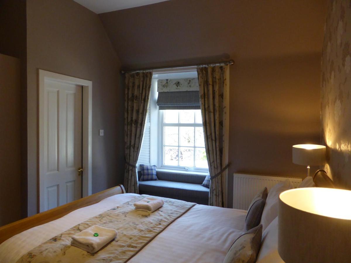 Glen Clova Hotel & Luxury Lodges Millton of Clova エクステリア 写真
