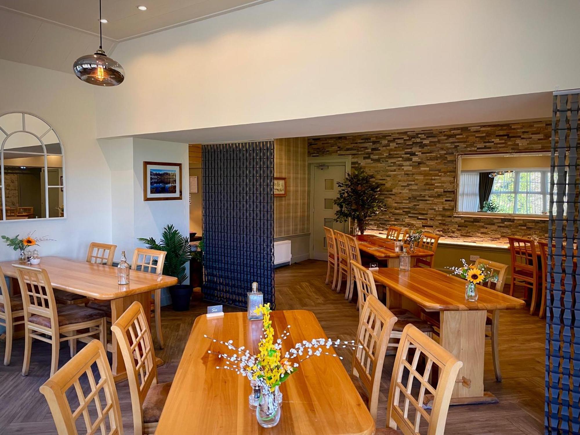 Glen Clova Hotel & Luxury Lodges Millton of Clova エクステリア 写真