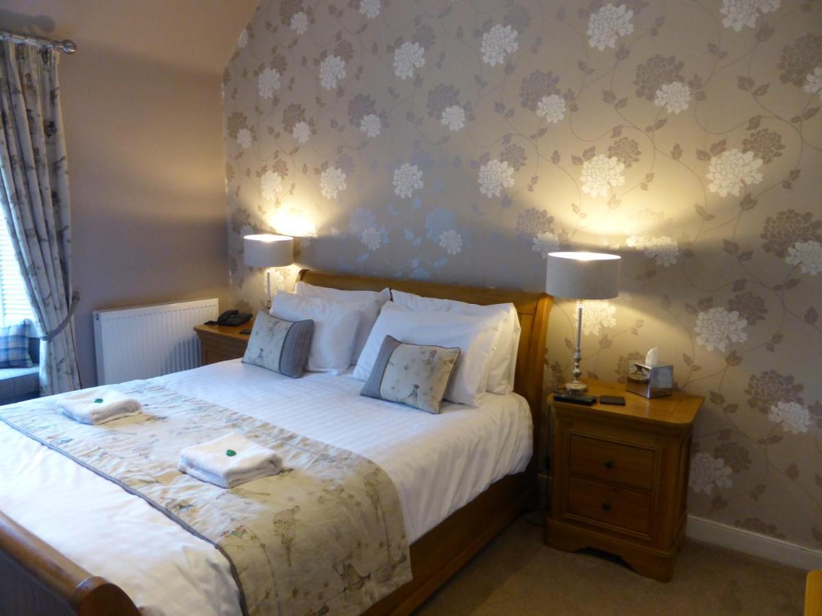 Glen Clova Hotel & Luxury Lodges Millton of Clova エクステリア 写真